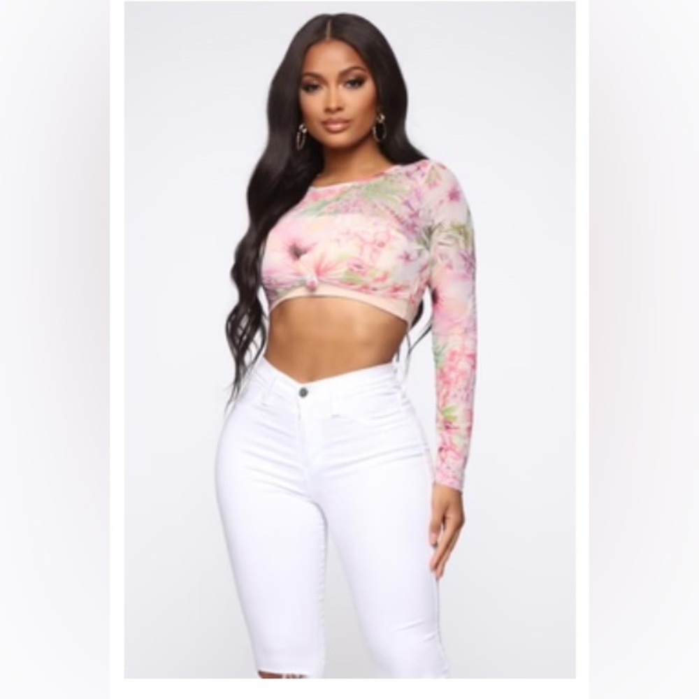 In Full Bloom Floral Crop Top - White/Combo
Size: XL